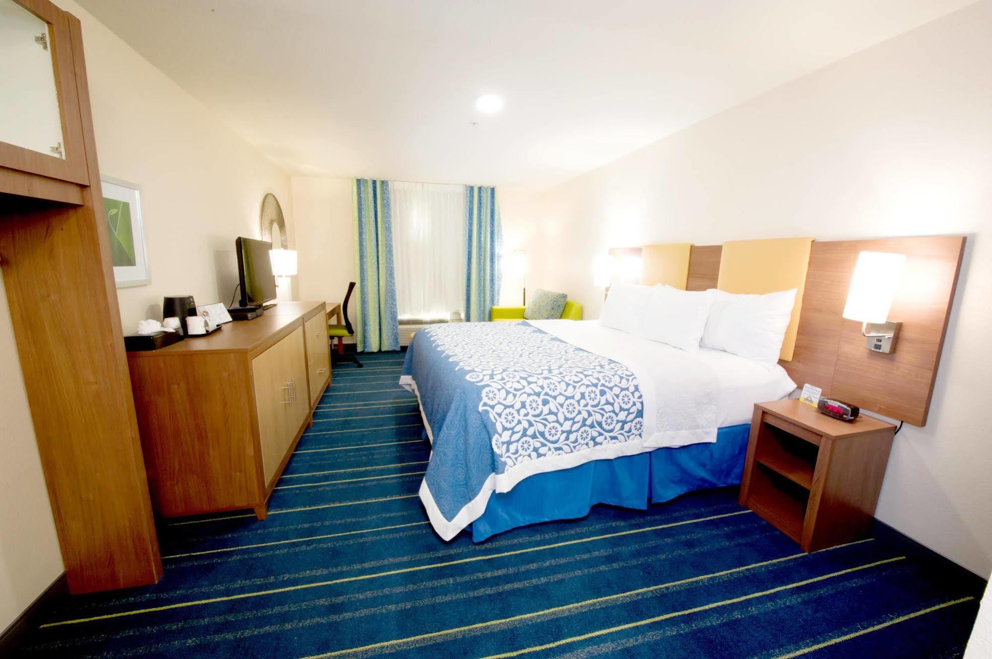 Arya Inn & Suites Farmers Branch Exterior foto